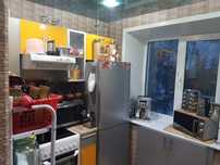 Продам мебелированную 3-х комнатную  квартиру по Космонавтов 4
