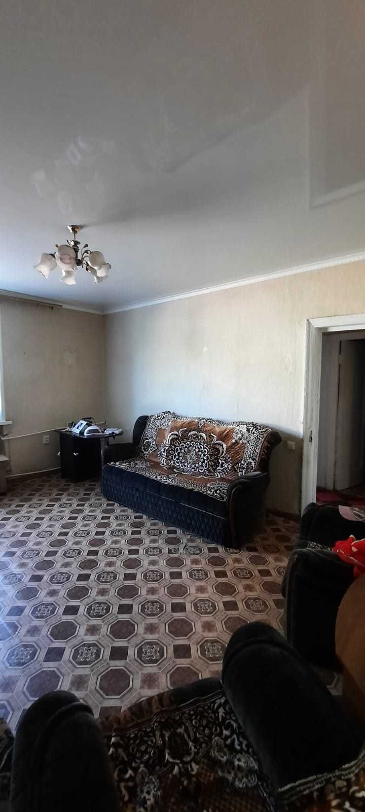 Продам 3х комнатную (100кв.м) квартиру в районе маг.Северный!