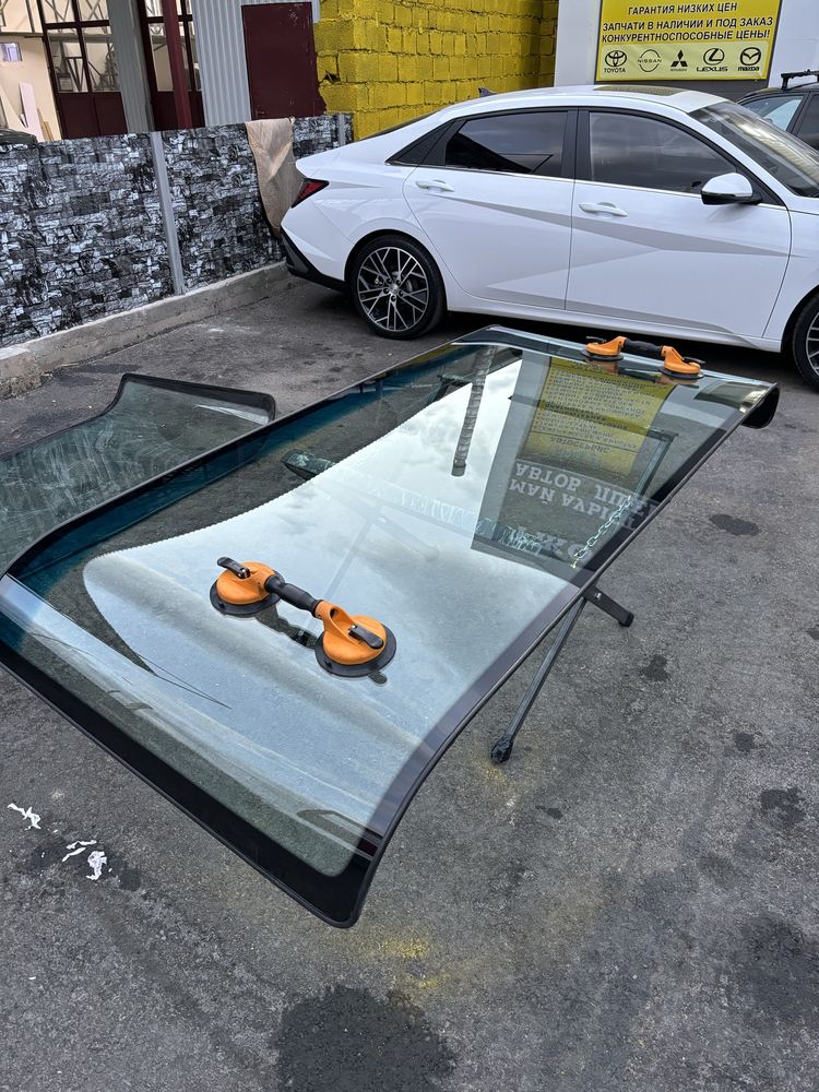 Лобовые стекла на грузовые авто