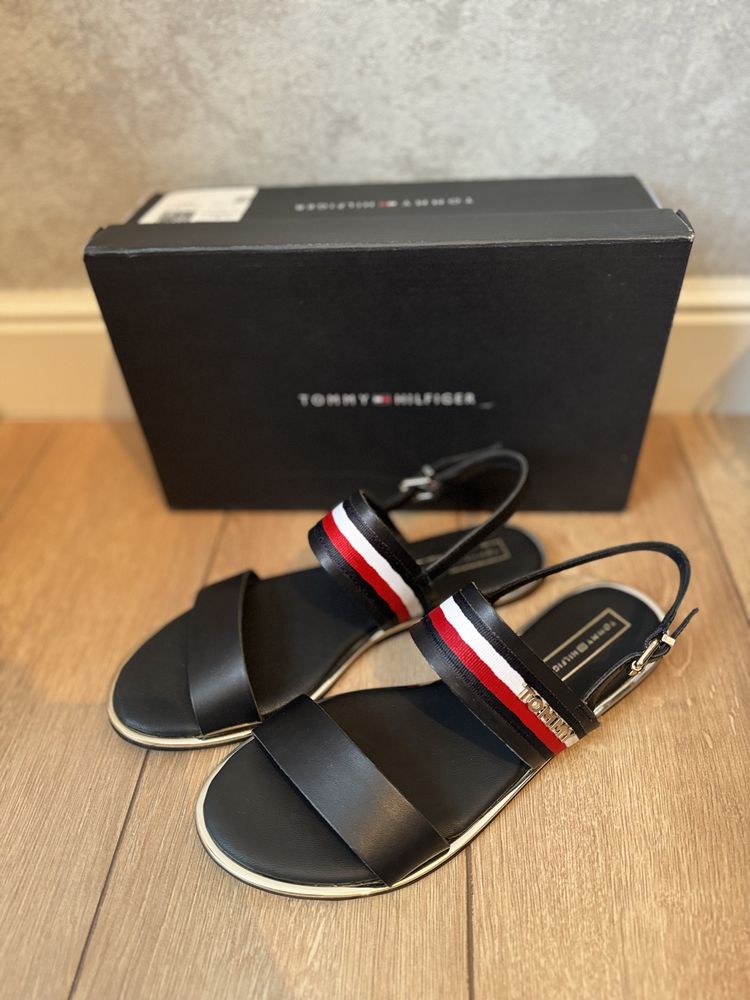 Сандалии Tommy Hilfiger 40р 19990тг
