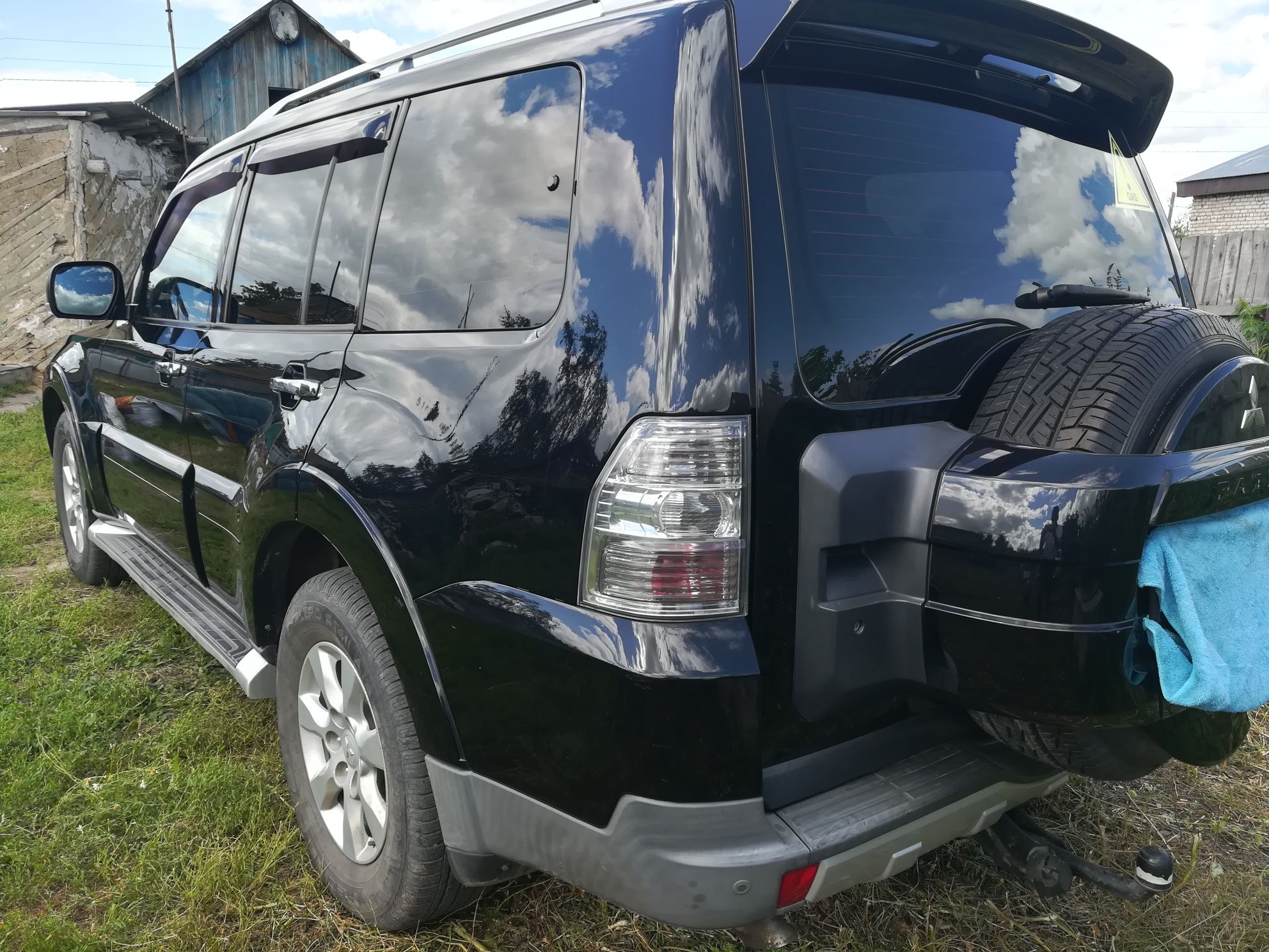 Продам митсубиси Педжеро 4 GLS,  2007 г.в.