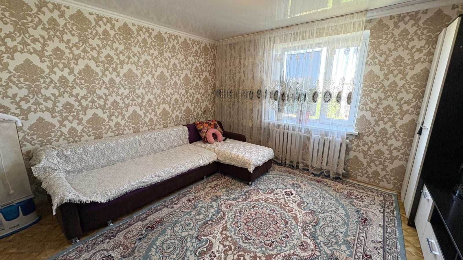 Мушелтой трех комнатная Айгерим