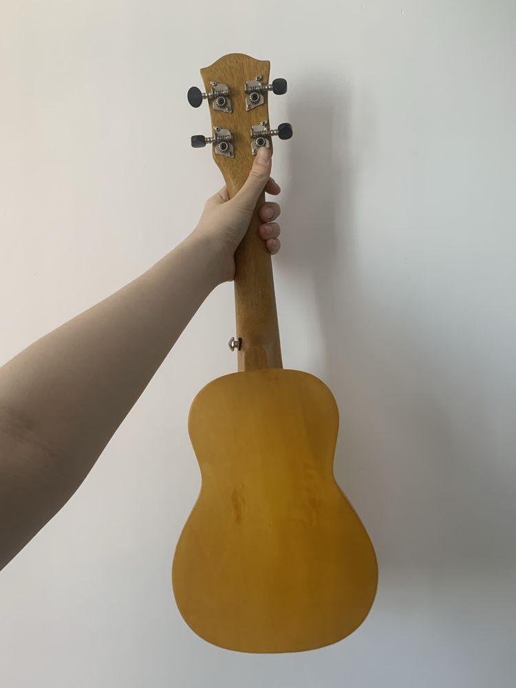 HH 3964 укулеле сопрано CASCHA
