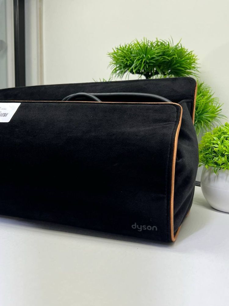 Dyson Alrwrap Комплектация: сумка