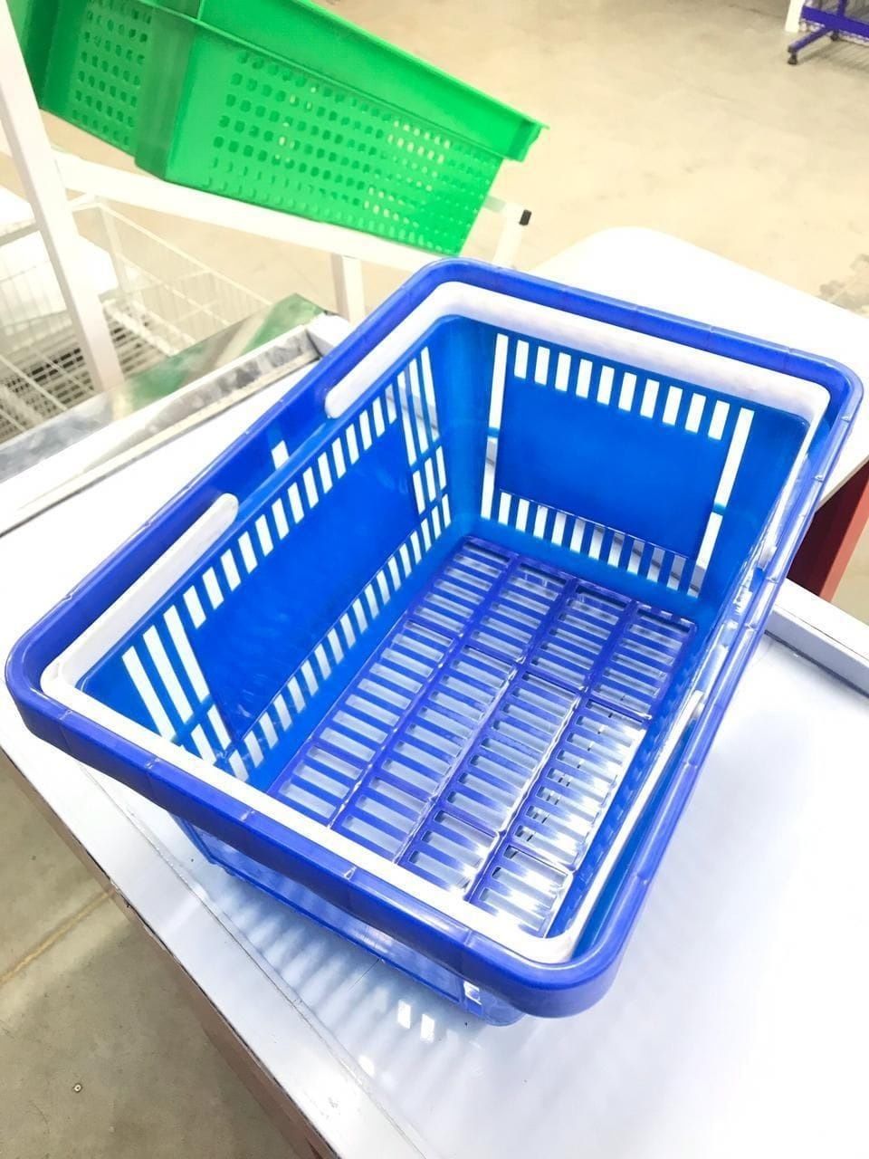 Стеллажи полки для магазина овощные стеллажи корзины