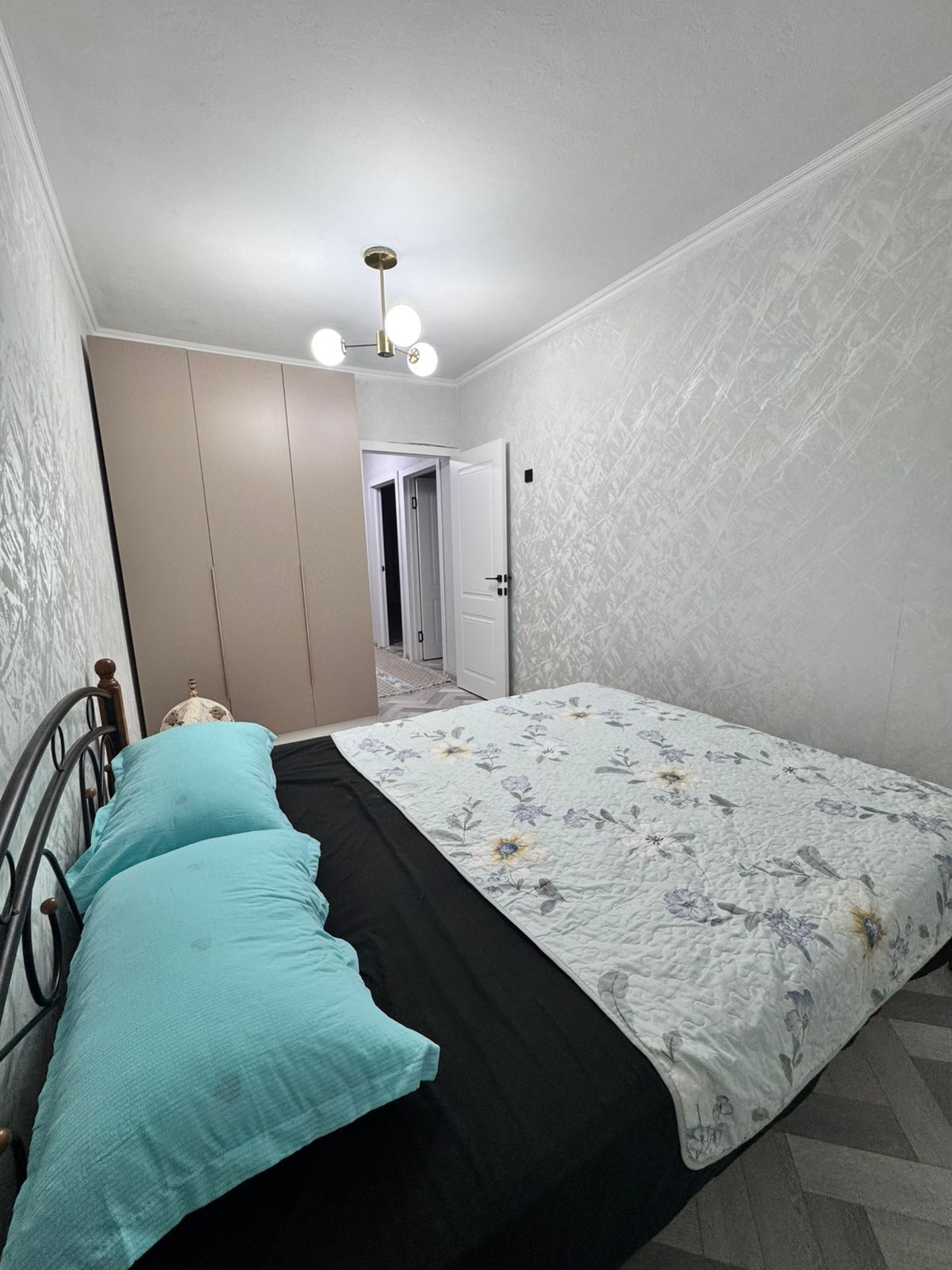 Продам 3 х комнатную