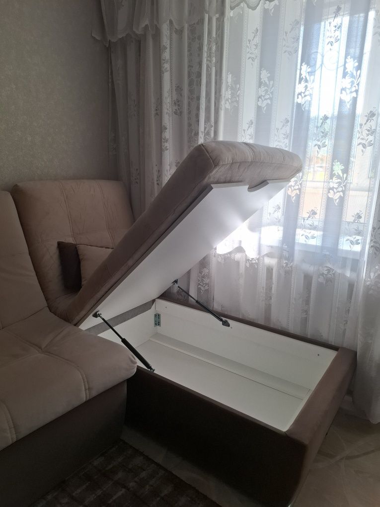 Продам диван в отличном состоянии