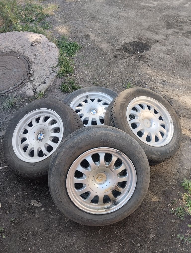 Продам диски р15 с резиной на бмв