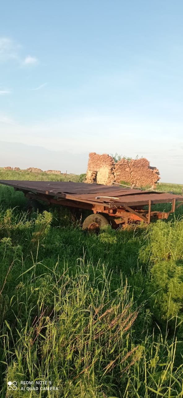 Продам трактор.    .