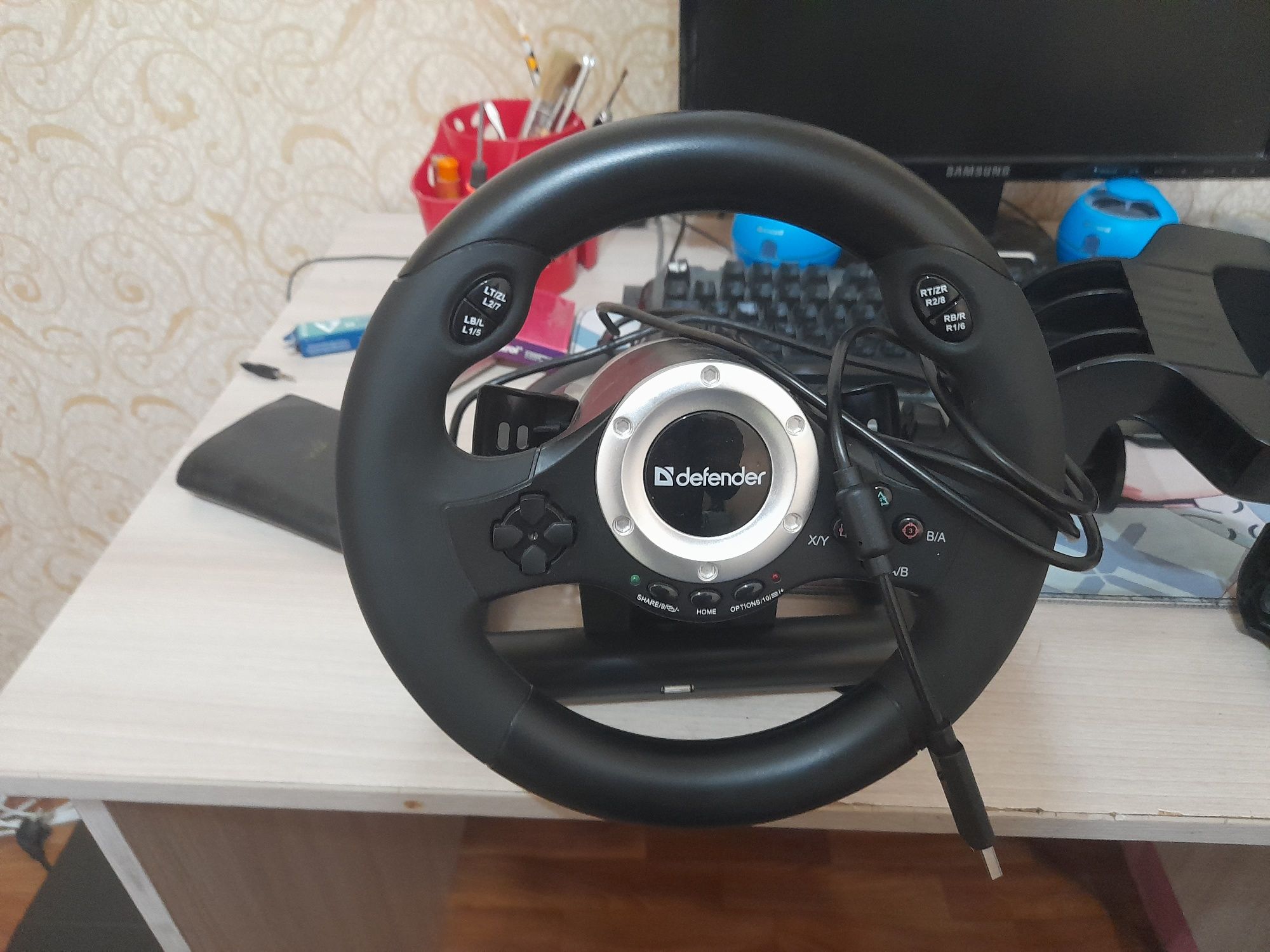 Игровой руль defender turbo pro