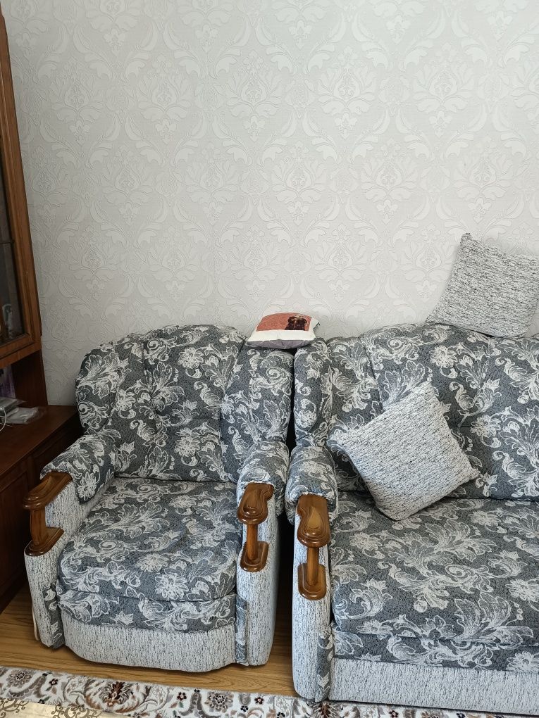 Срочно Продам!!! Угловой Диван с креслом