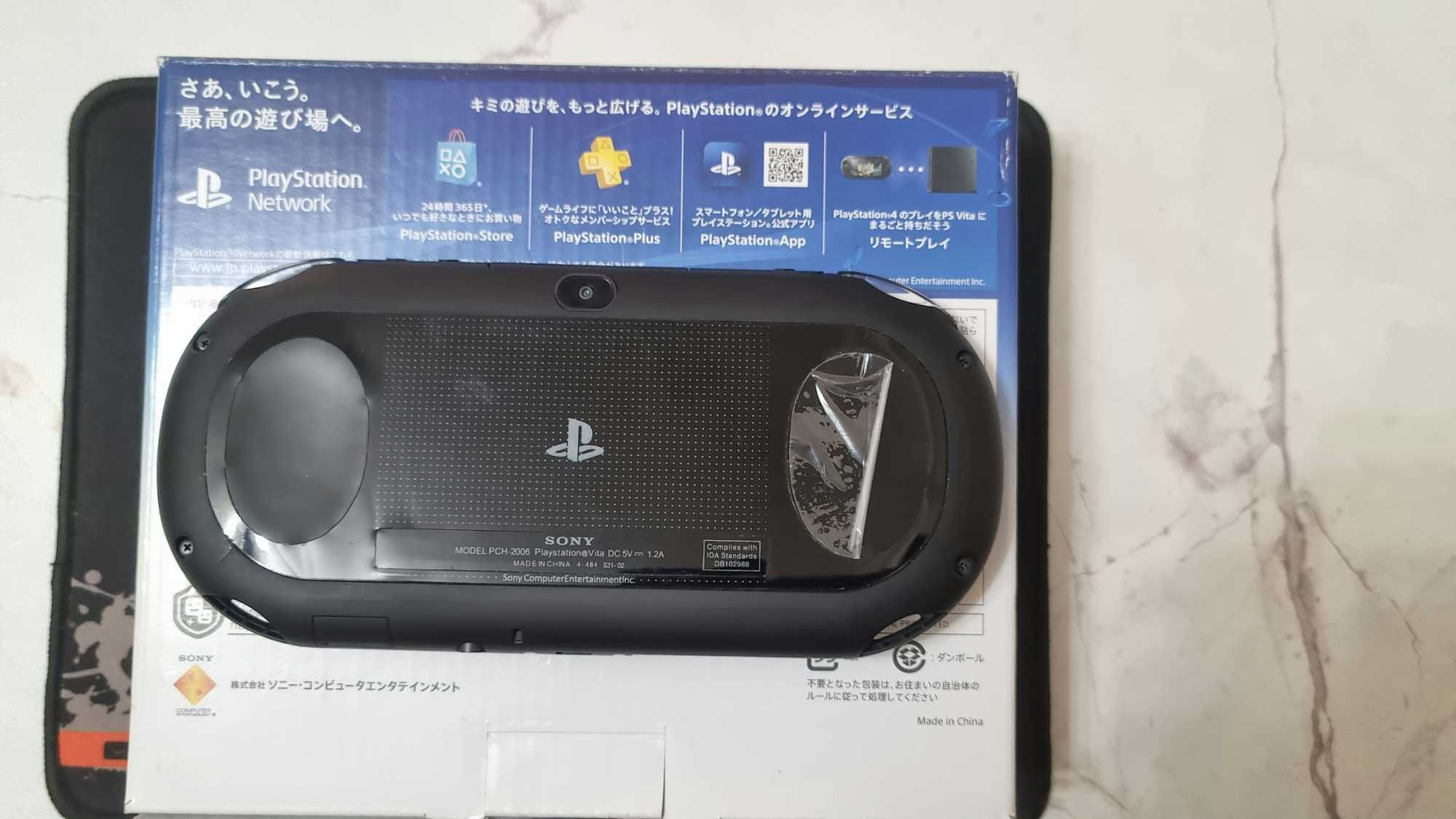Sony PS Vita Slim 2000 оригинал в новом состоянии