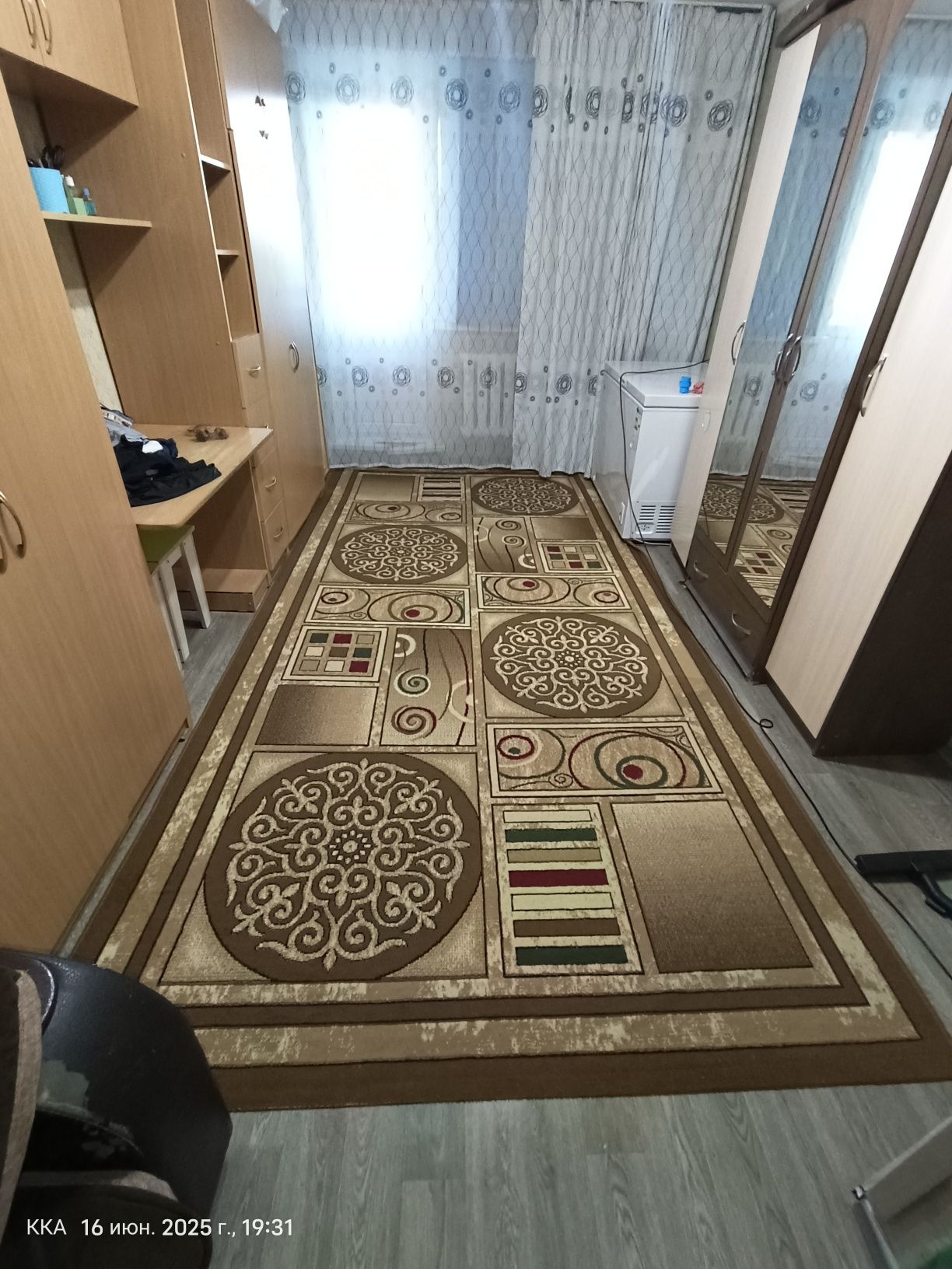 Ковер 2 на 4 продам