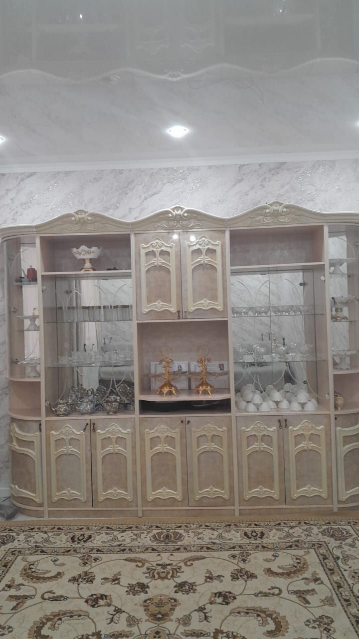 Горка   стенка для гостиной
