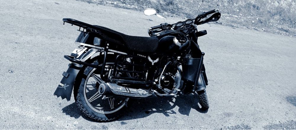 Продам мотоцикл 150 кубовый китайский