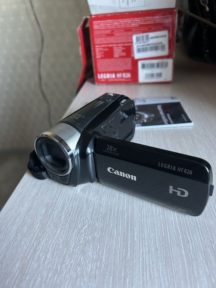 Цифровая видеокамера Canon legria HF R26