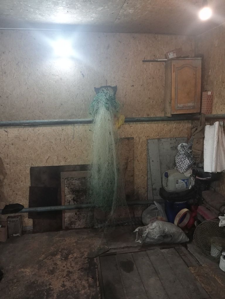 Продам строение горажного типа