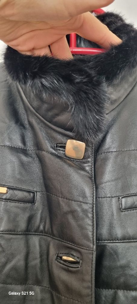 Продам кожанное пальто