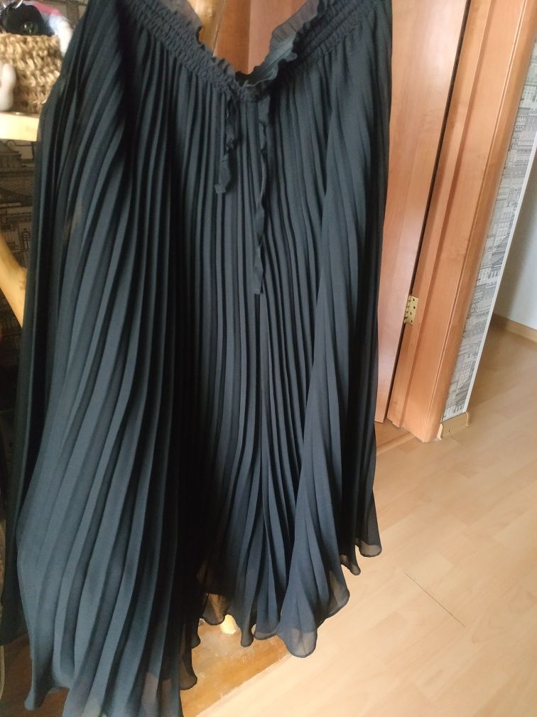 Продам юбку-брюки.