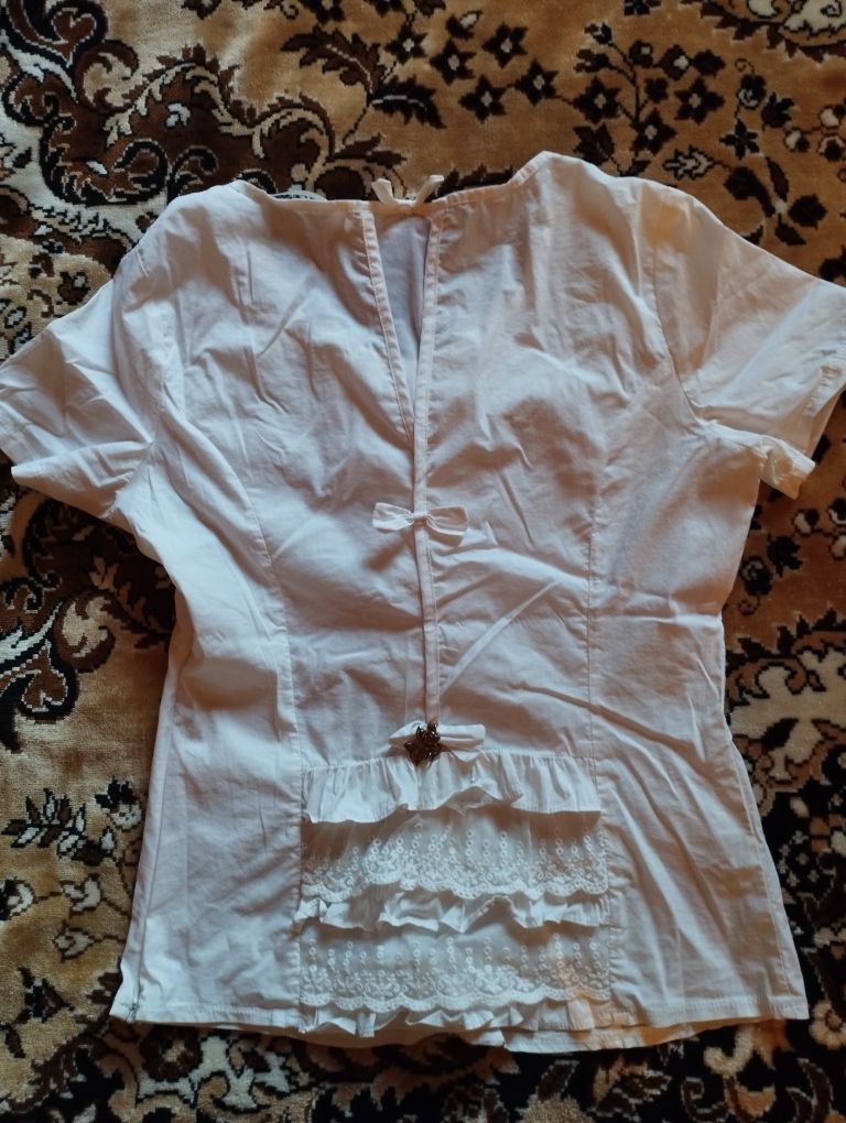 Продам блузку р 42