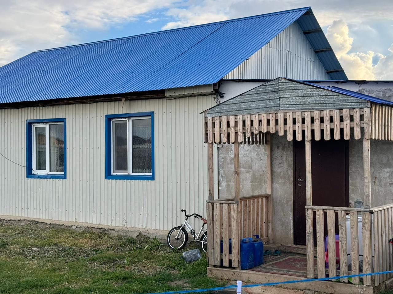 Маржанбулак та Уи сатылады срочно 10миллионга