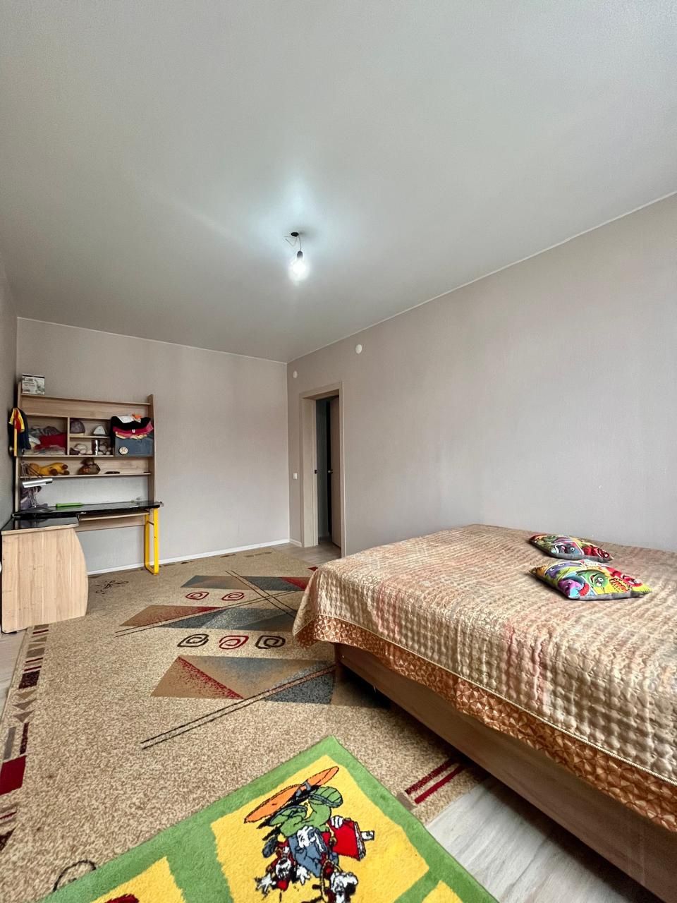 Продам 3-х комнатную квартиру 95 м.кв. Базовая 4/6.