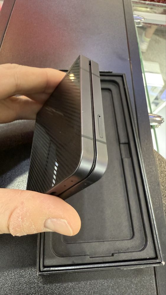 Samsung Z Flip 6 512GB Carbon