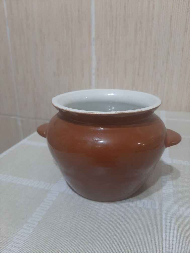 Продам   горшочки