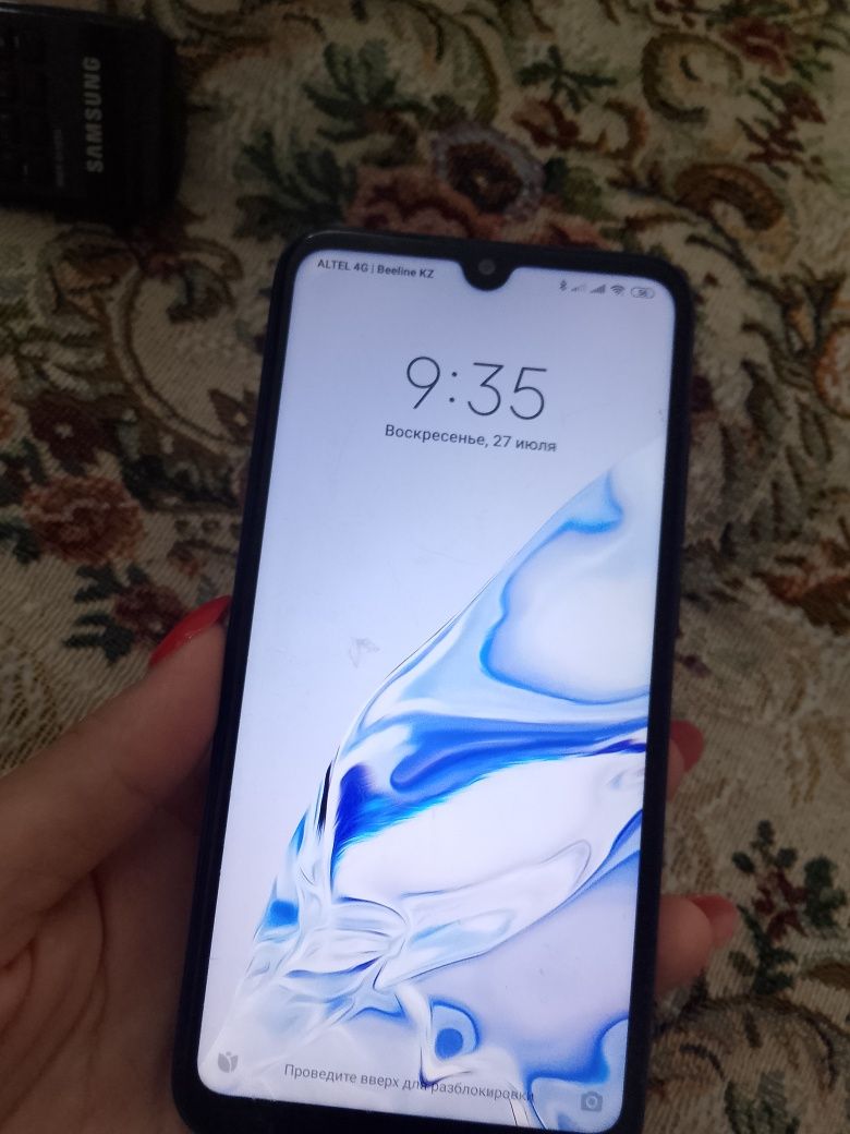 Срочно продам смартфон Xiaomi