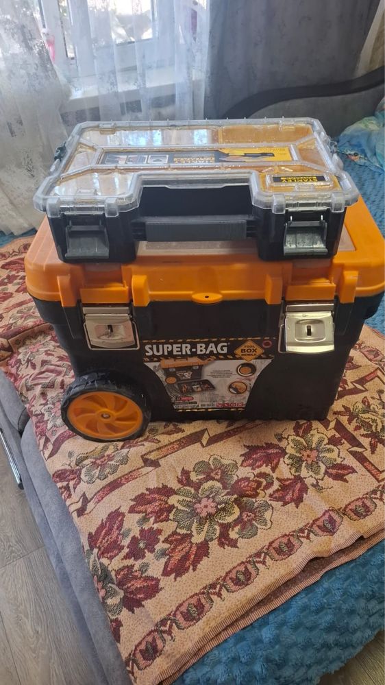 Продам ящик для инструментов