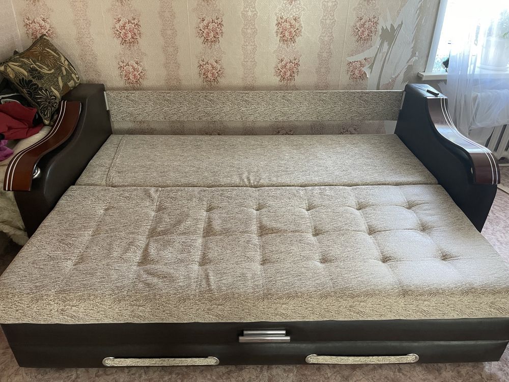 Диван для гостинной