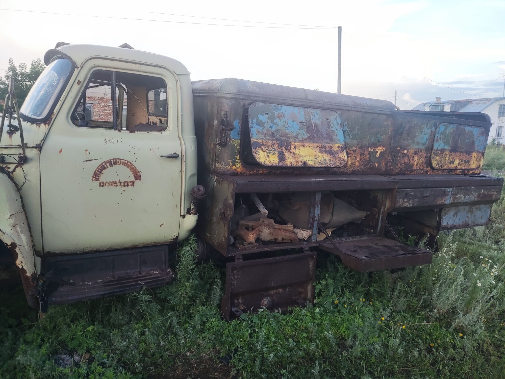 Продаю газ 52 советский