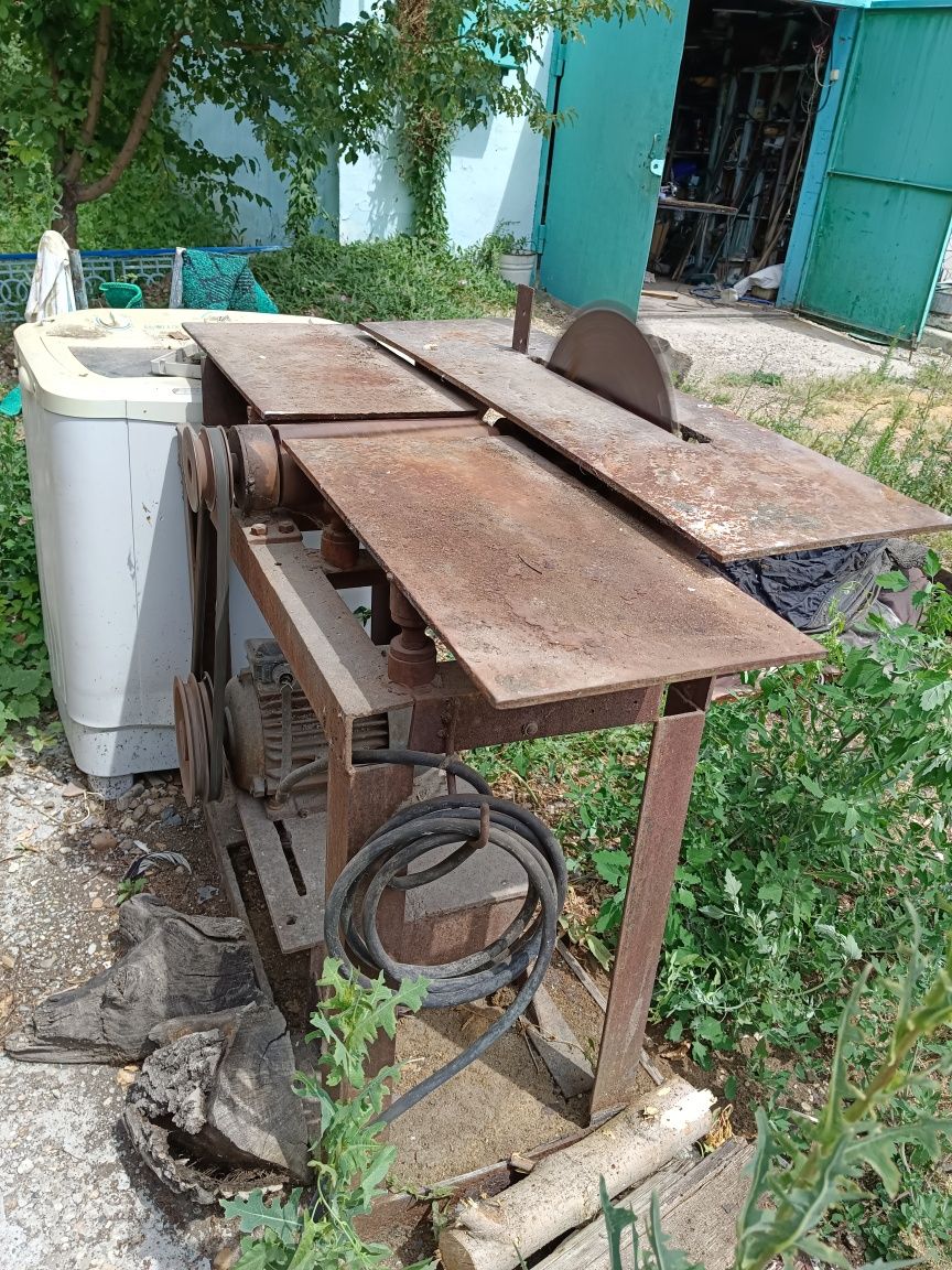 Продам плиту разное