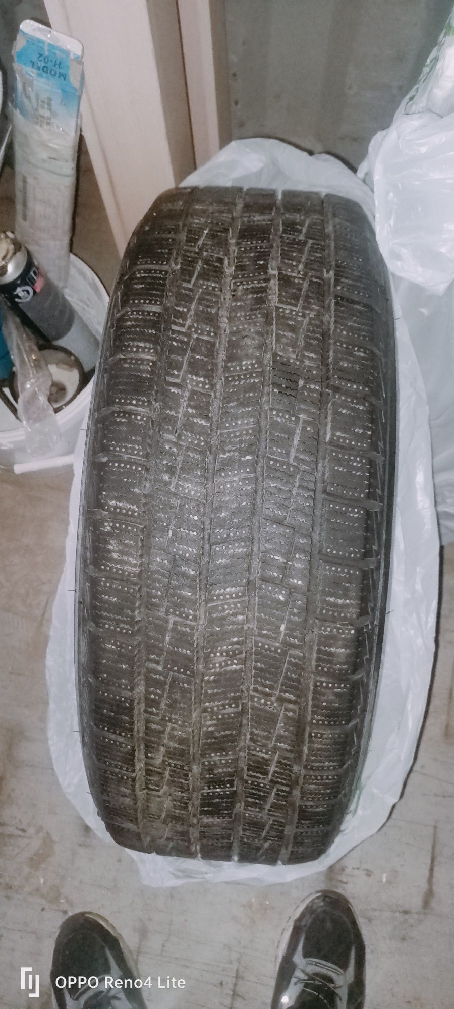 Продам авто шины 4 шт. с дисками на R16