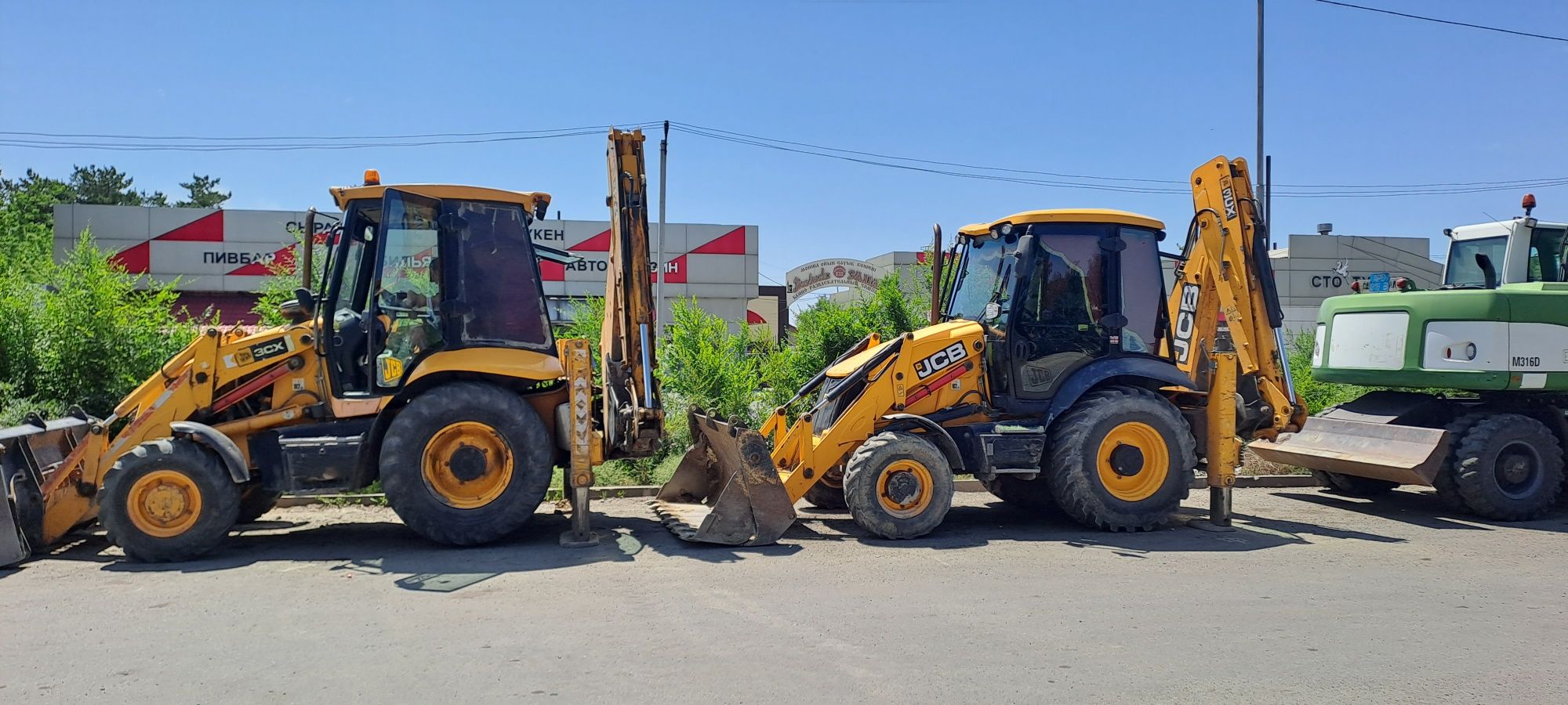 Услуги экскаватора погрузчика 3 в 1 трактора jcb3cx