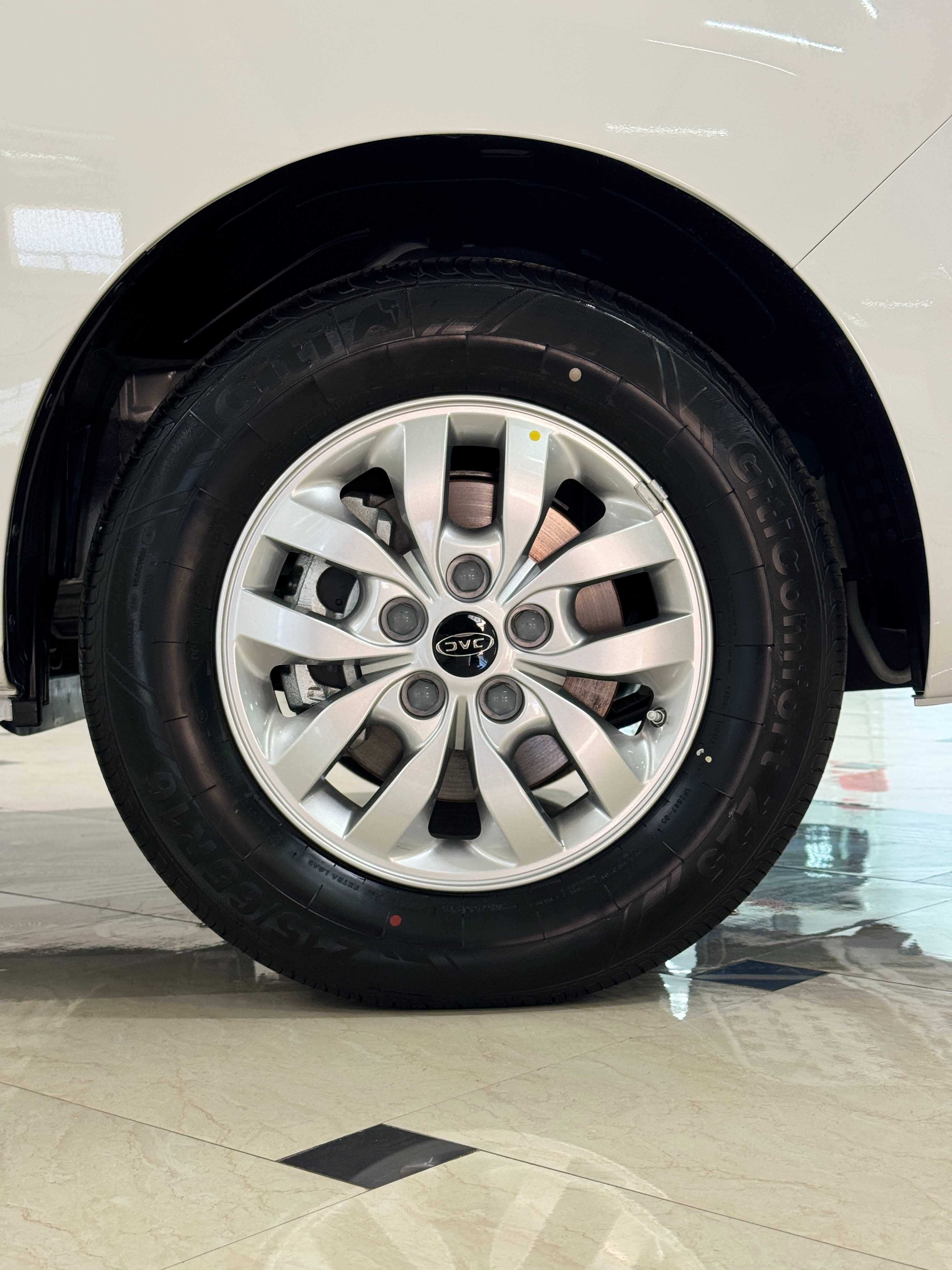 Jac M4 REFINE 2wd