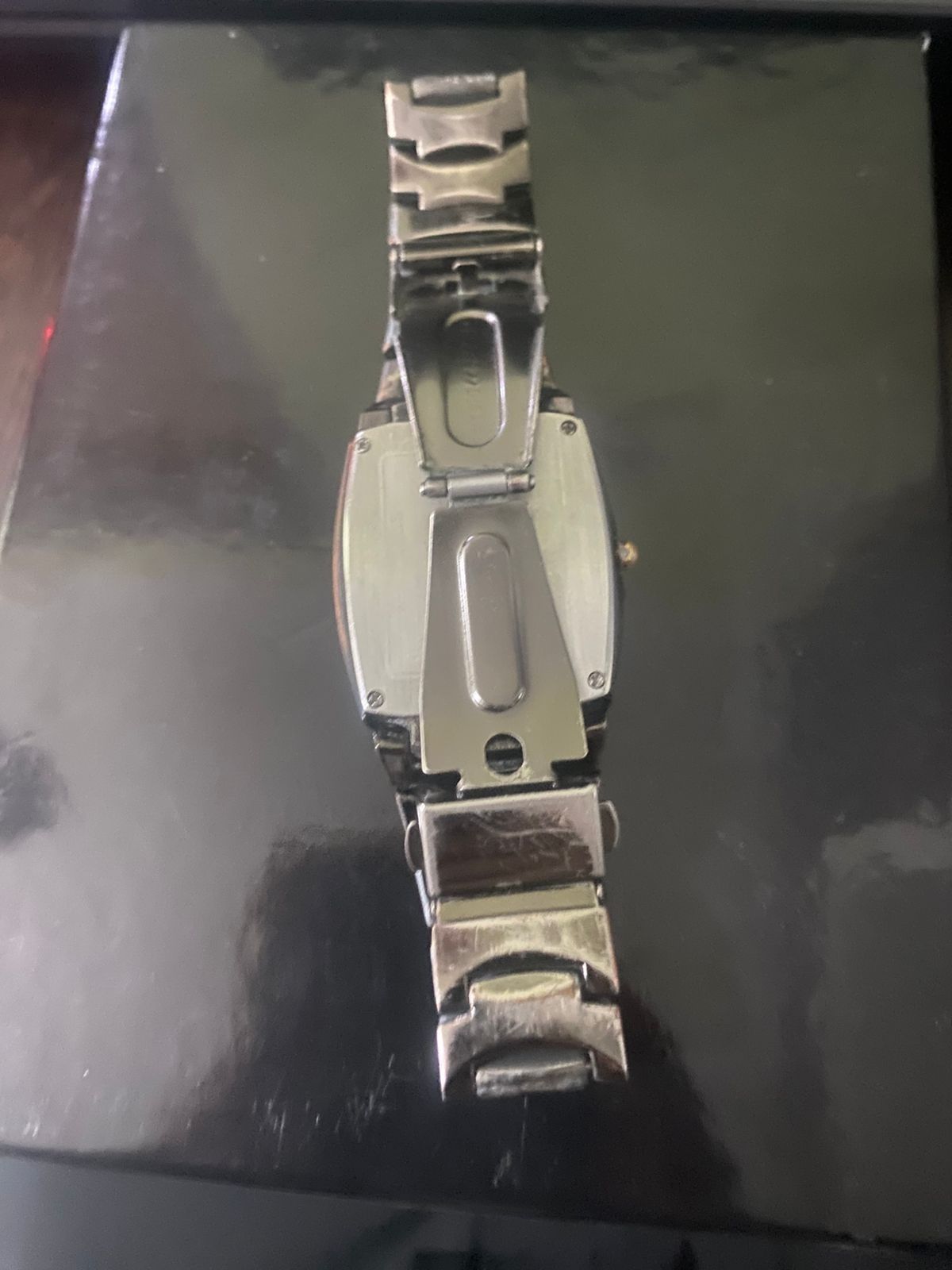 Продам часы брэндом RADO 1044G