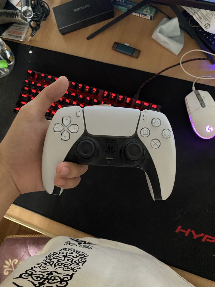 Dualsense геймпад от ps5