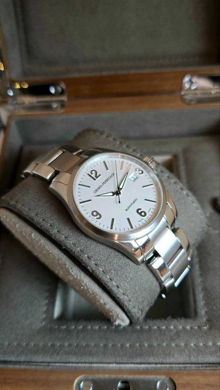 Наручные часы Girard Perregaux