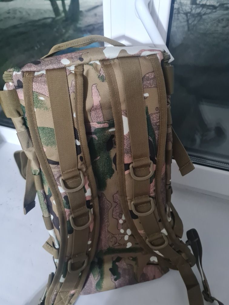 Продам рюкзак (сумка, портфель)