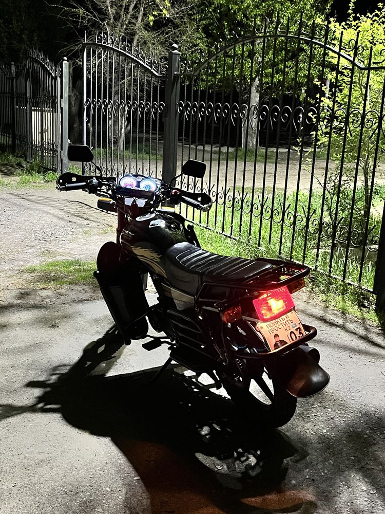 Suzuki GSX 200cc
