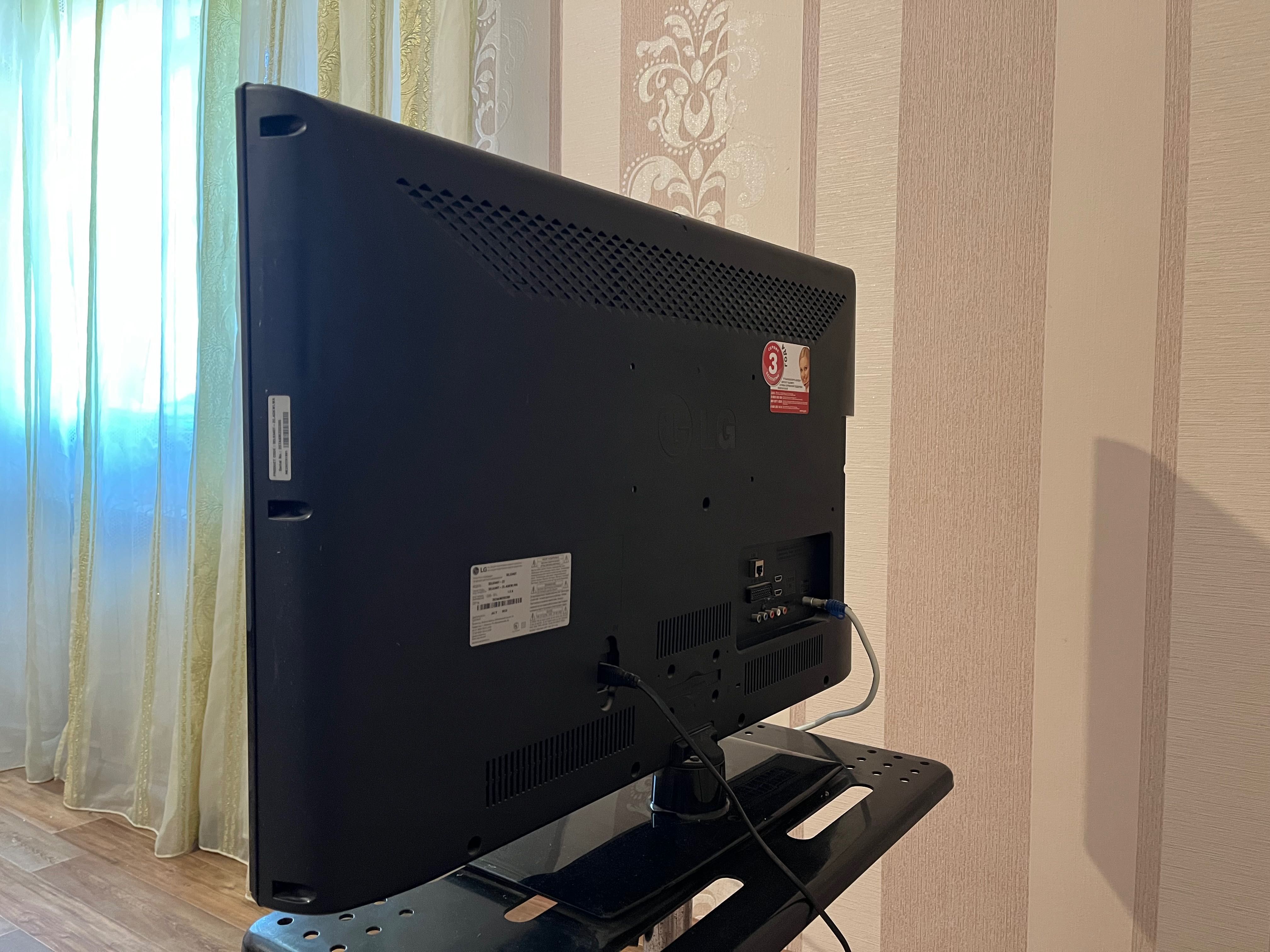Продам телевизор LG