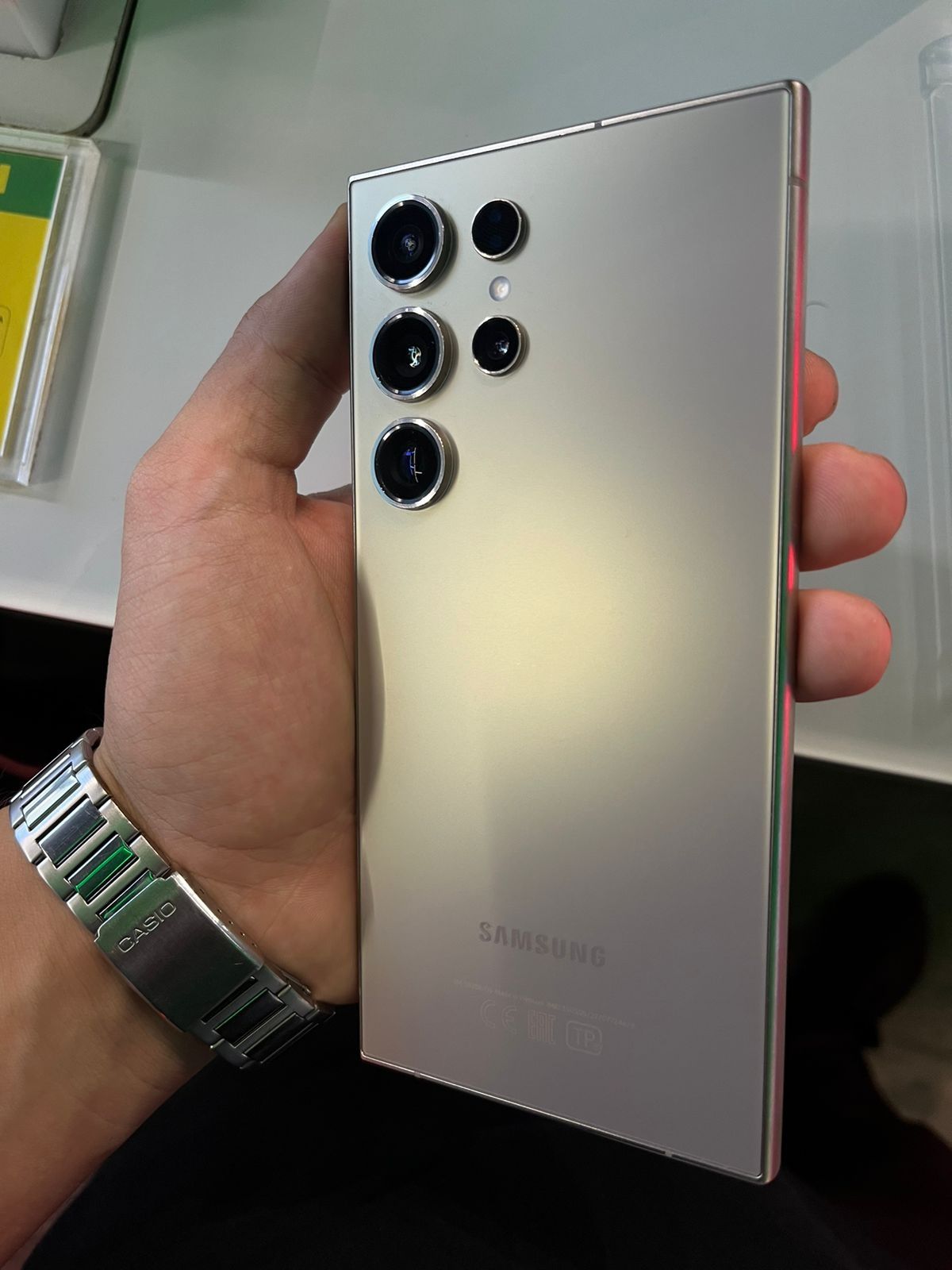 Продаётся S24 ULTRA 512GB 
Смартфон в идеальном состоянии пользуюсь ка