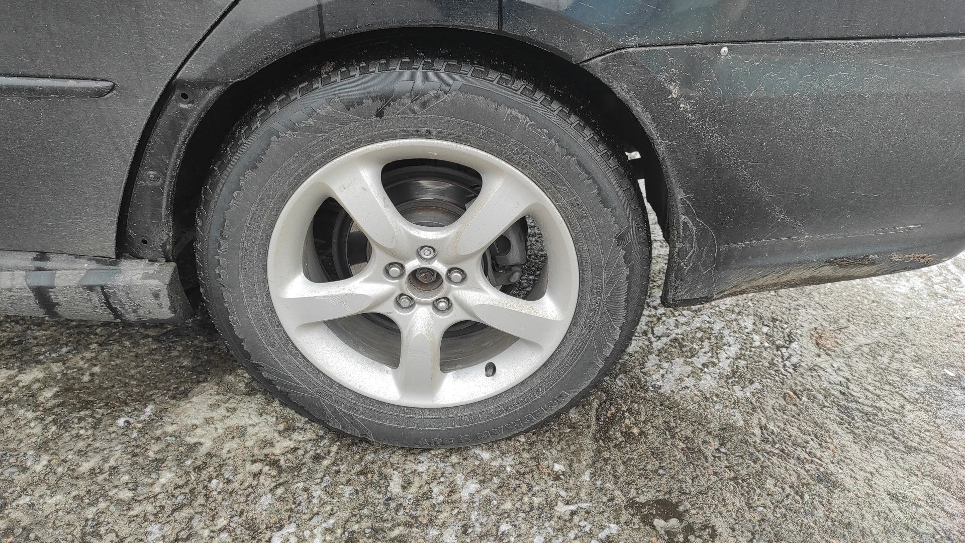 Обменяю комплект дисков с резиной 225/60R17 на R16 диски с резиной
