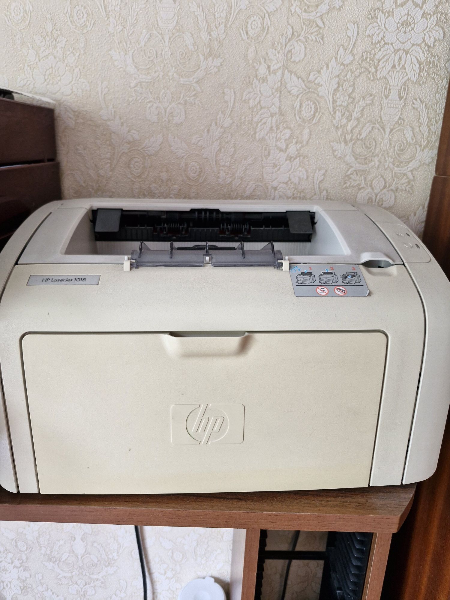 Принтер hp laserjet 1018