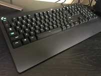 Игровая RGB клавиатура Logitech G213