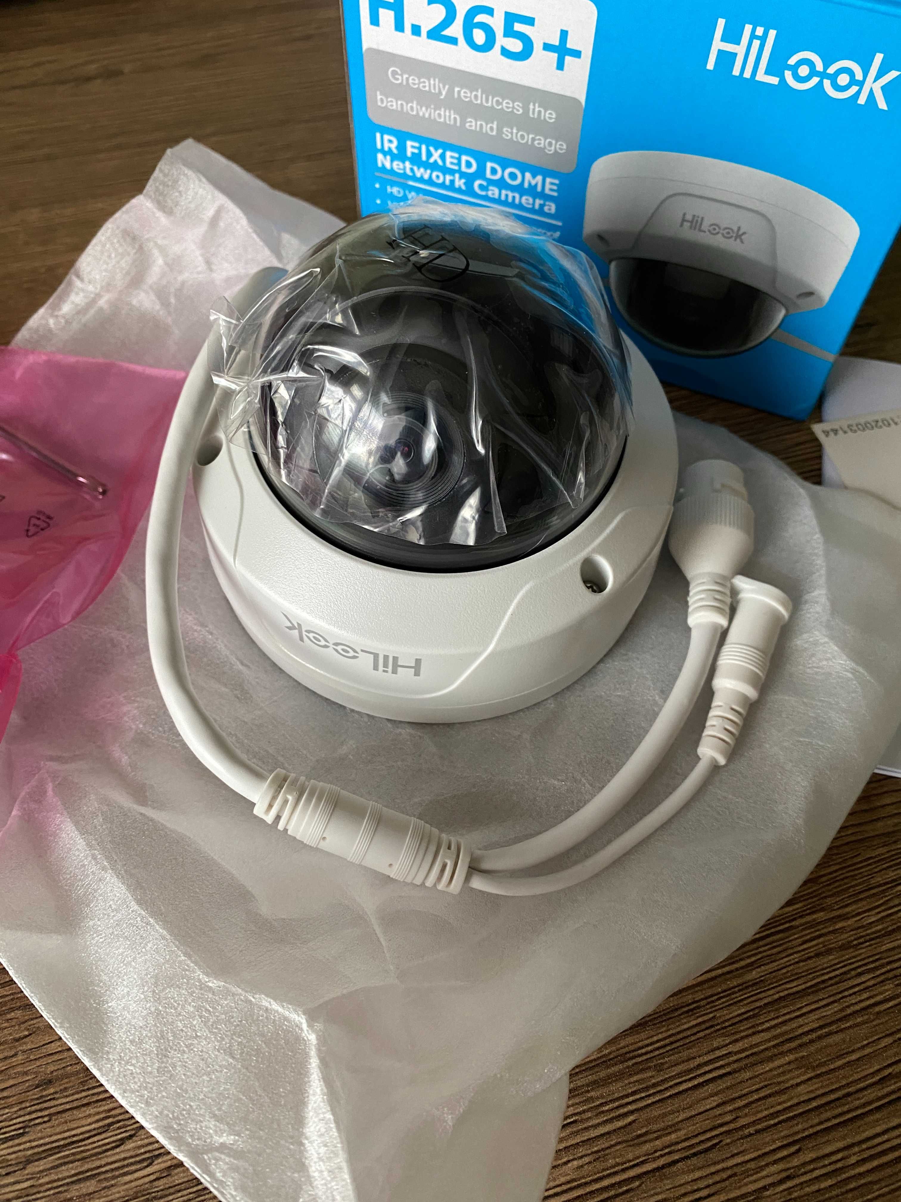 сетевая купольная видеокамера HiLook IPC-D121H (2.8 мм) (C) 2МП