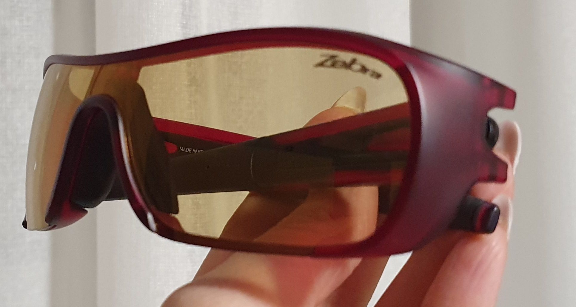 Спортивные солнцезащитные очки Julbo Zebra
