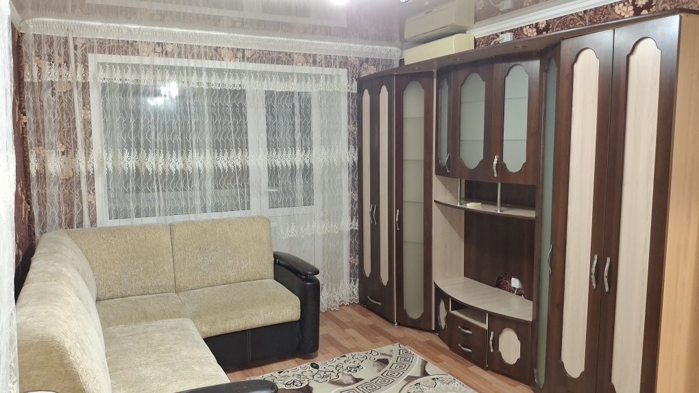 Сдам 1 комнатную квартиру на длительный срок.