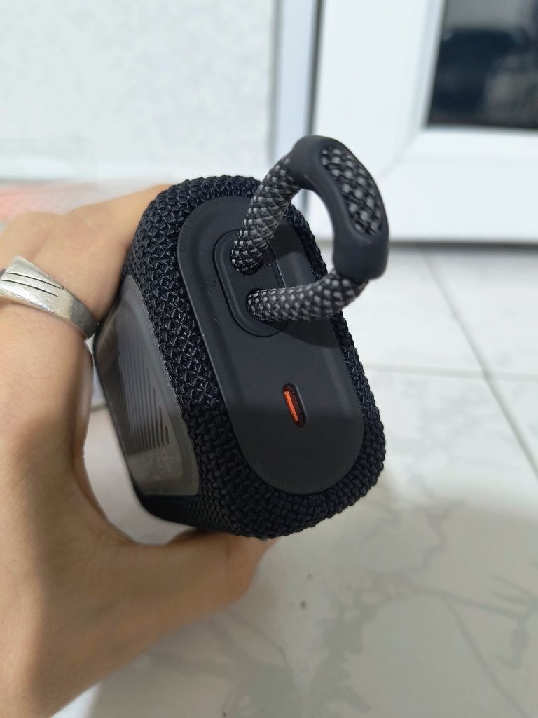 Колонка jbl go 3